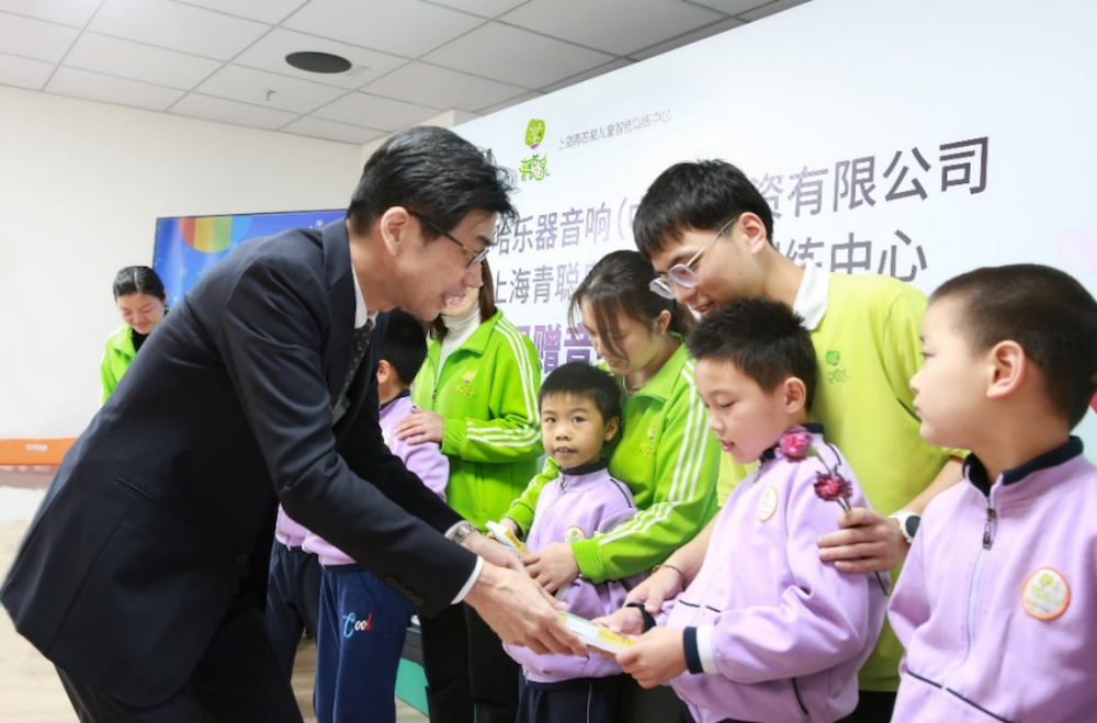 传递音乐，感受爱与温暖——德扑之星音响捐赠仪式